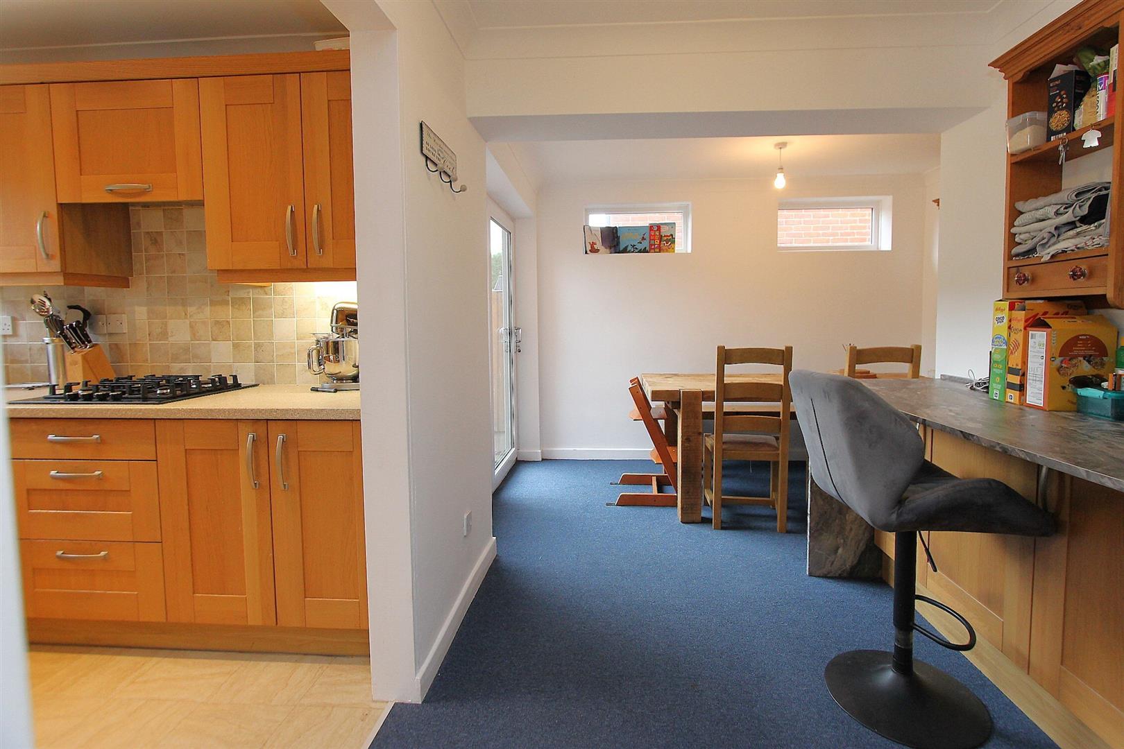 4 bed property in Wimbledon Drive, Stourbridge